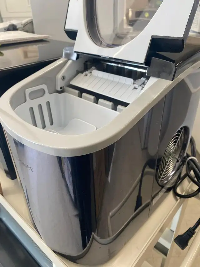 Frigidaire Table-Top Ice Maker, - Photo 3