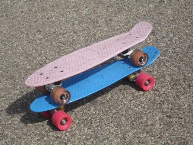 HAVE 2 PENNY SKATEBOARDS BLUE & PINK $20.00 EACH & FIRM! - Photo 3