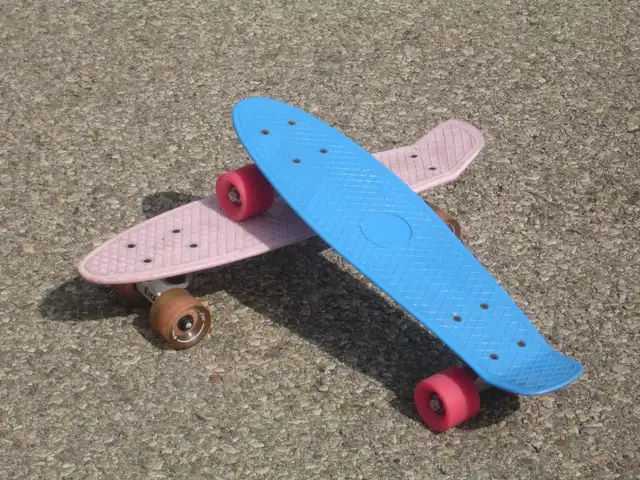 HAVE 2 PENNY SKATEBOARDS BLUE & PINK $20.00 EACH & FIRM! - Photo 4