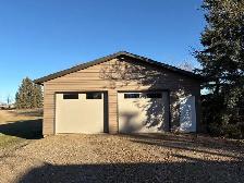 Acerage For Sale! 5 Beds, 2 Baths - Photo 2