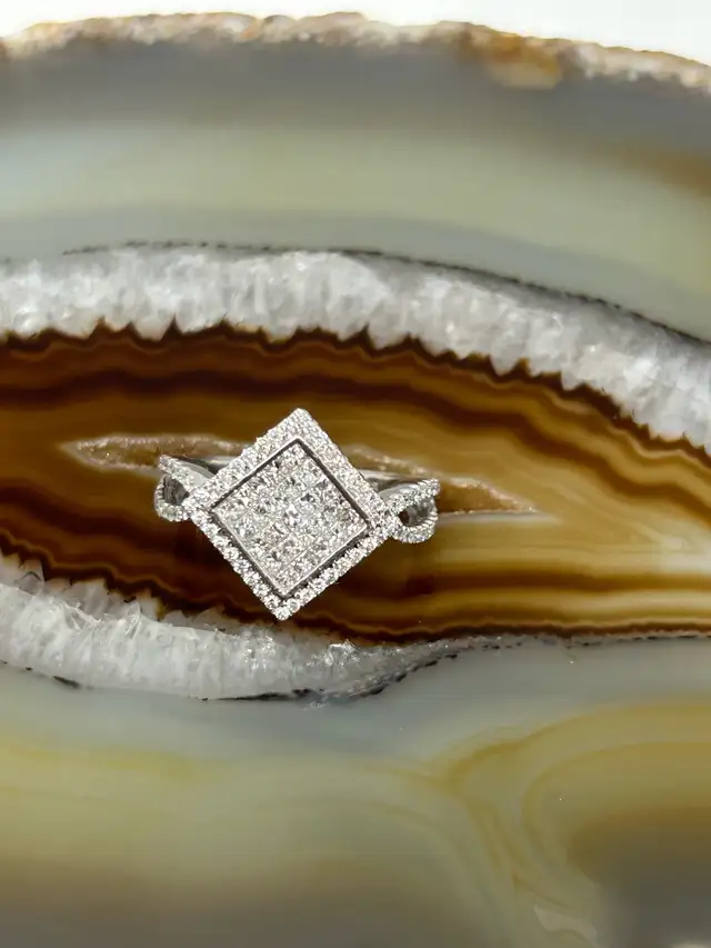 Illusion Princess cut Diamond Ring - Photo 4