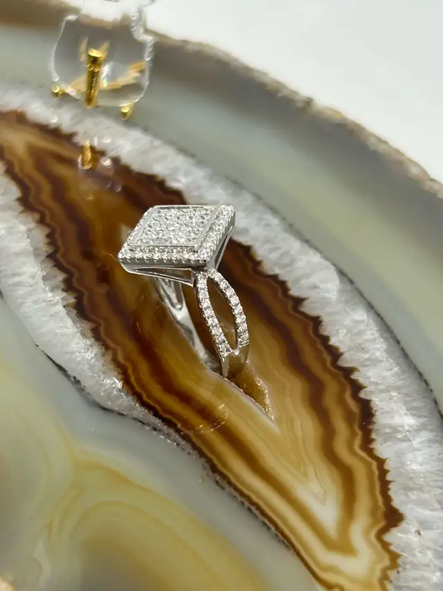 Illusion Princess cut Diamond Ring - Photo 5