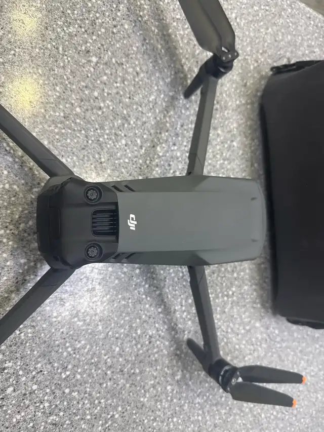 DJI Mavic 3 Cine drone in case - Photo 3