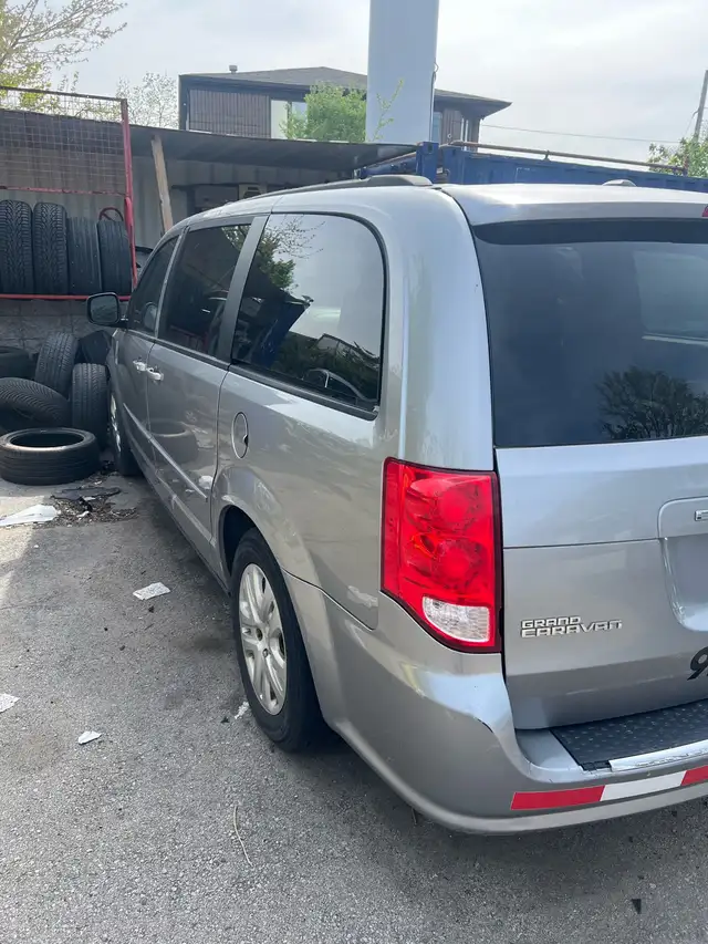 Dodge caravan