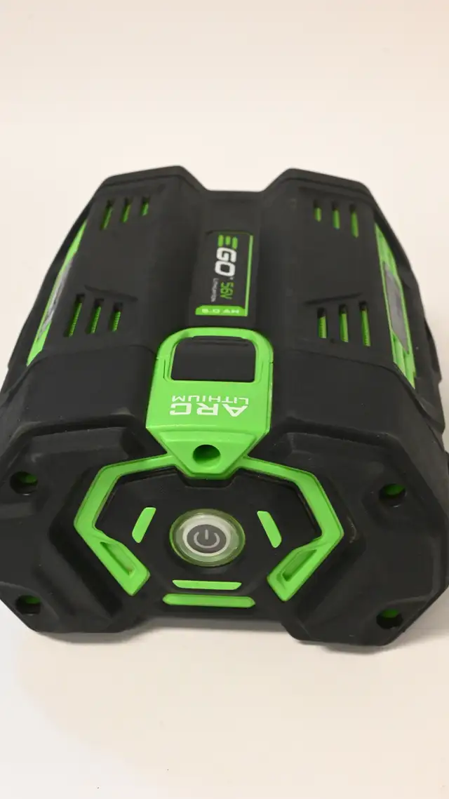 EGO 56 V 5.0-Ah ARC Lithium-Ion Battery Used in good condition - Photo 3