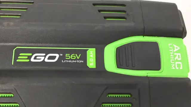 EGO 56 V 5.0-Ah ARC Lithium-Ion Battery Used in good condition - Photo 5