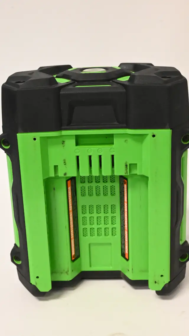 EGO 56 V 5.0-Ah ARC Lithium-Ion Battery Used in good condition - Photo 7