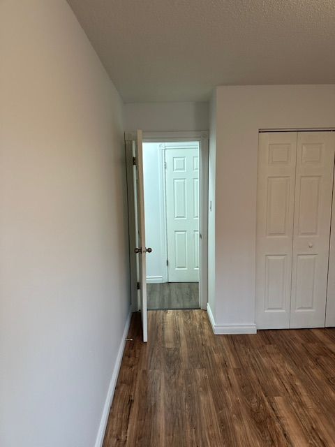 Large 2 BDRM in Old Strathcona! Top Flr, S. Facing Balcony! - Photo 5