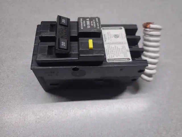 DISJONCTEUR 2 POLE 20 AMPERE 120/240V FUITE MALT NEUF CHOM220GFI - Photo 2