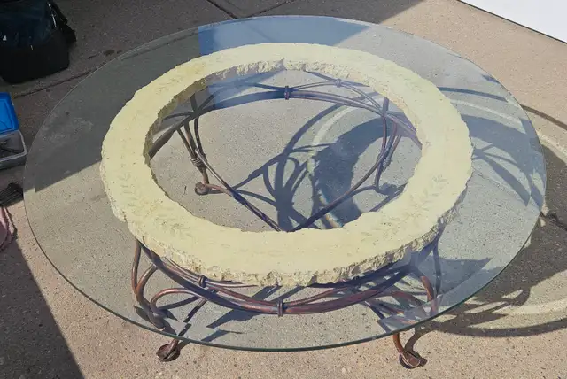 Coffee Table $75. Delivery Available - Photo 4