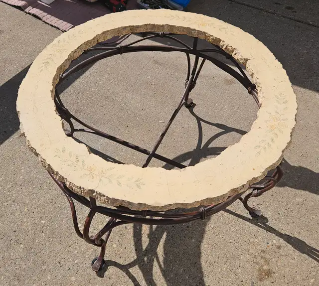 Coffee Table $75. Delivery Available - Photo 6
