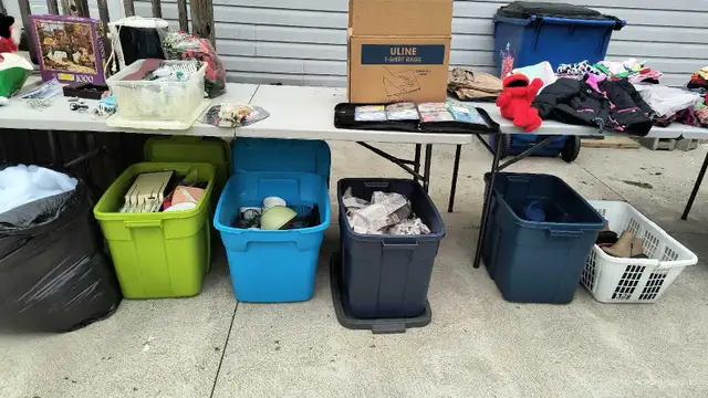 Everything Must Go - Photo 6