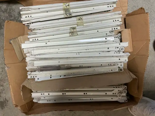 drawers sliders for closet or kitchen cabinet or shelves etc.. - Photo 2