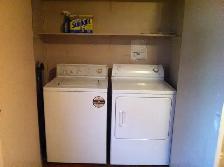 Prime South Riverdale: Renovated 2-Storey Row House - Photo 8
