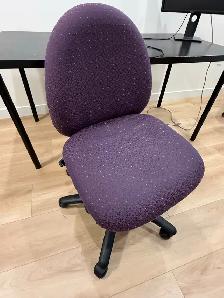 office chair - pickup only (near uofa)