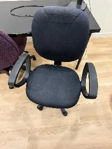 office chair - pickup only ( near uofa)