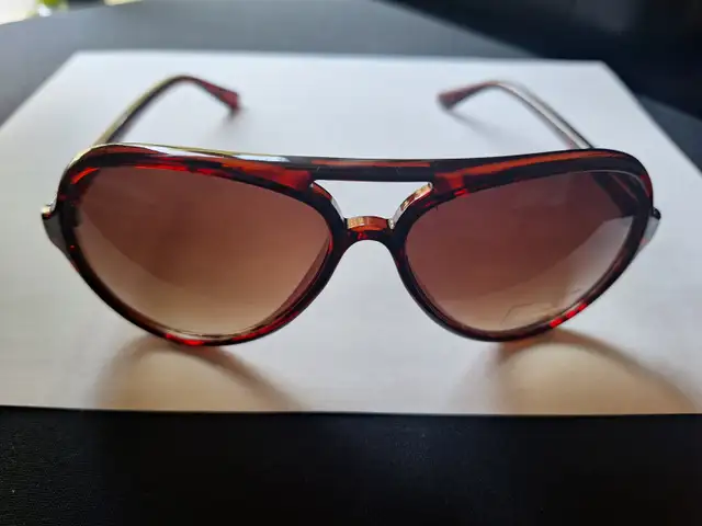 Bluenotes Brown Aviator Sunglasses - New