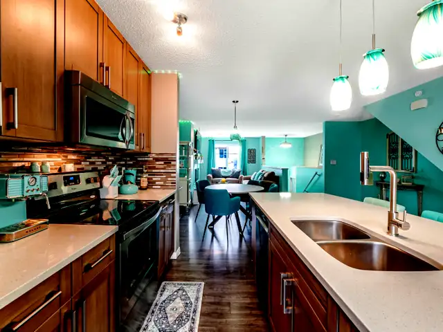 Quick Sale-Townhouse in Chappelle Gardens $314,000 - Photo 7