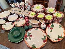 Vintage Franciscan dishes - Photo 2
