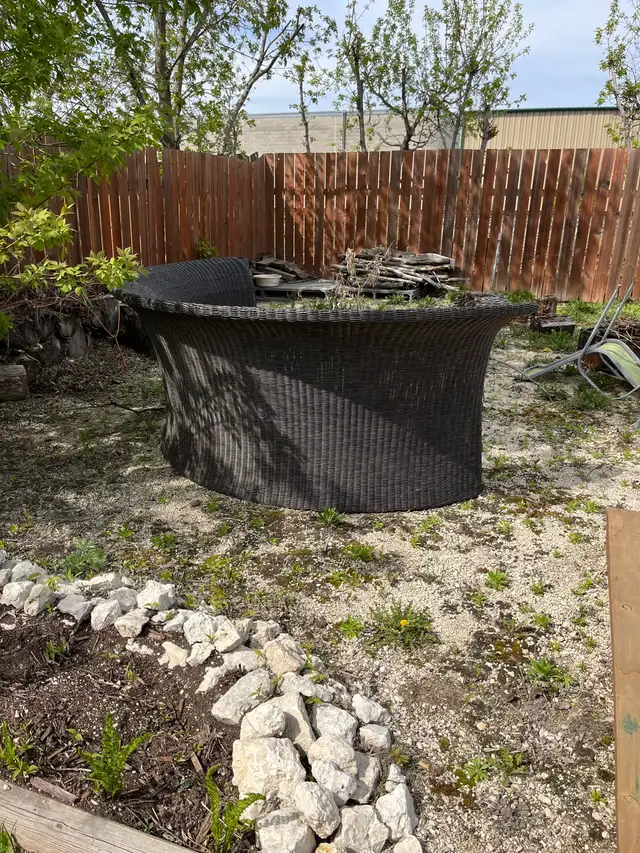 Wicker Loveseat - Photo 2