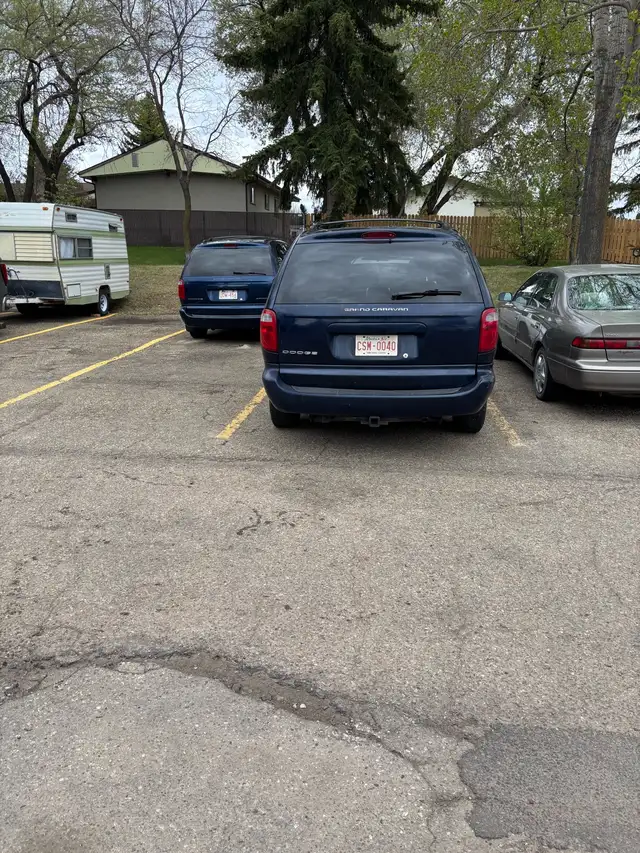 Dodge Caravan - Photo 3