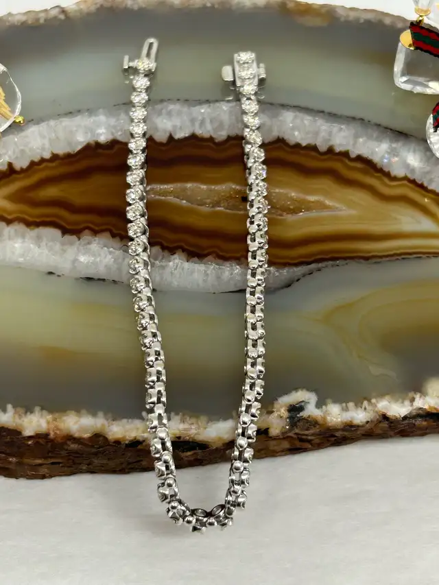 Tennis Bracelet - Photo 7