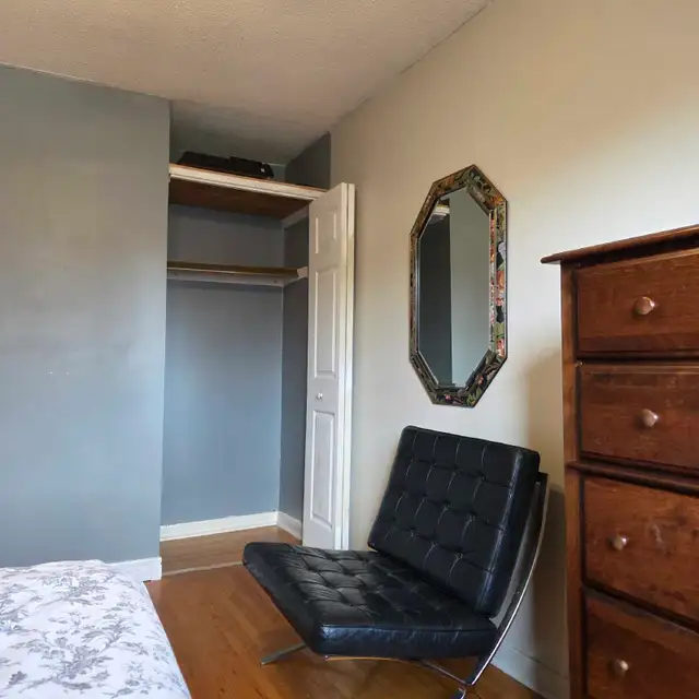 room for rent - Photo 2