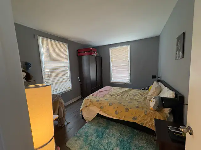 Chambre spécieuse à louer