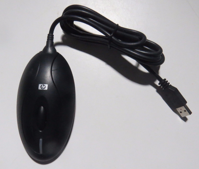 Powerbar, câbles VGA, DVI, USB 3.0 et HP343365-001 wireless desk - Photo 5