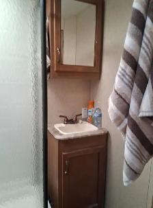 2015 Catalina 50th Anniversary Edition Couples Trailer. - Photo 5