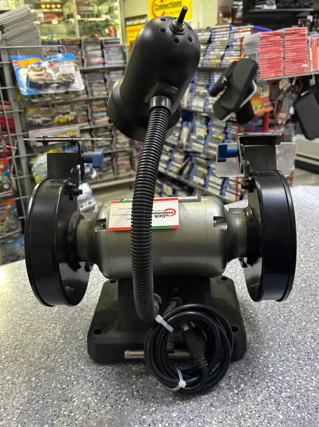 Delta Dual Bench Grinder - Photo 2