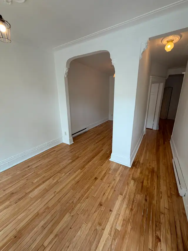 3 ½ Villeray Avec Cachet | Planchers de bois franc |