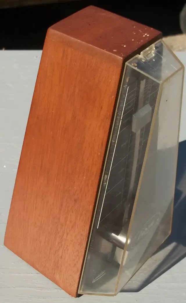 Retro Franz Key-wound Metronome. - Photo 2