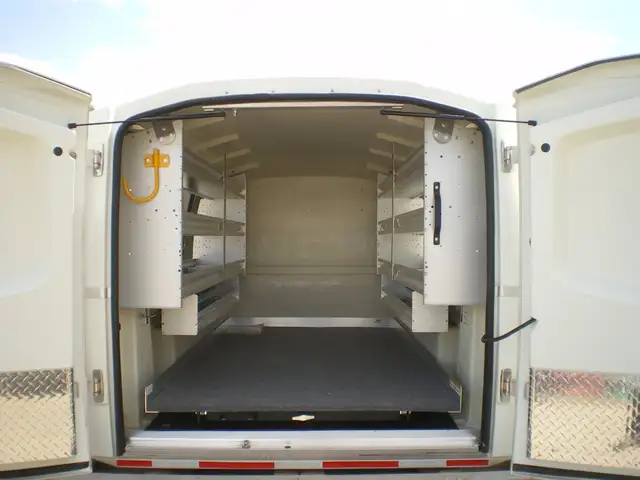 New Spacekaps, Service Body Slide-Ins, Fiberglass Slide-Ins - Photo 5