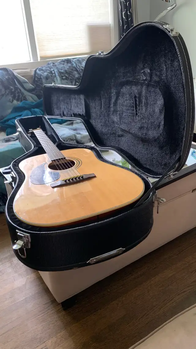Left-Handed Cort Acoustic