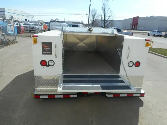 New 9' Aluminum Painted Service Body - Photo 10