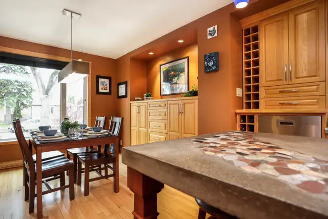 River Heights Gem!  Open House - Photo 2