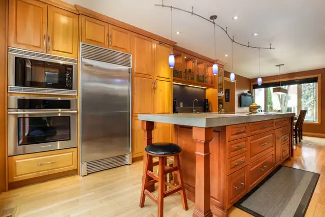 River Heights Gem!  Open House - Photo 5