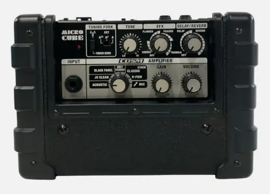 ROLAND Micro Cube Guitar Amplifier - Photo 2