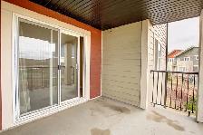 Spacious 2 Bedroom Apartment for Rent at Watt Drive - Photo 2