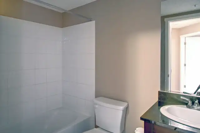 Spacious 2 Bedroom Apartment for Rent at Watt Drive - Photo 5