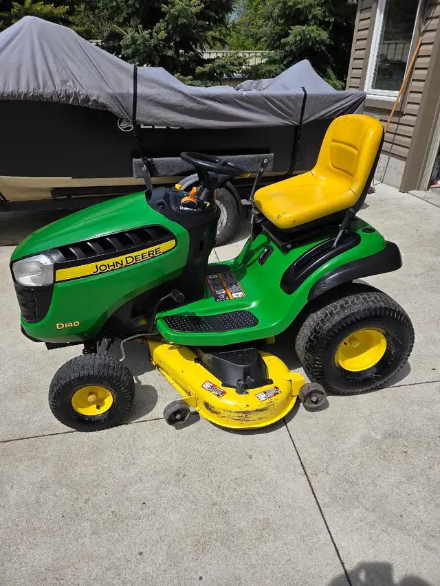 John deere d140 lawn tractor - Photo 3
