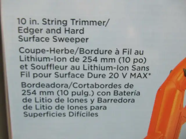 Black & Decker 20Volt Lithium String Trimmer & Surface Sweeper - Photo 4