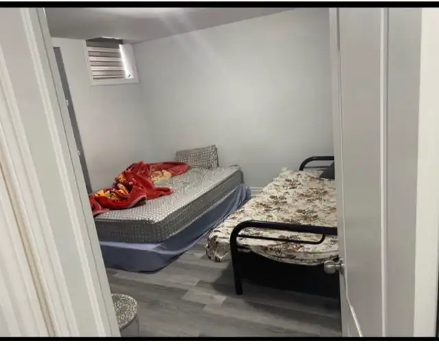 2 bedrooms basement for rent in Brampton. - Photo 6