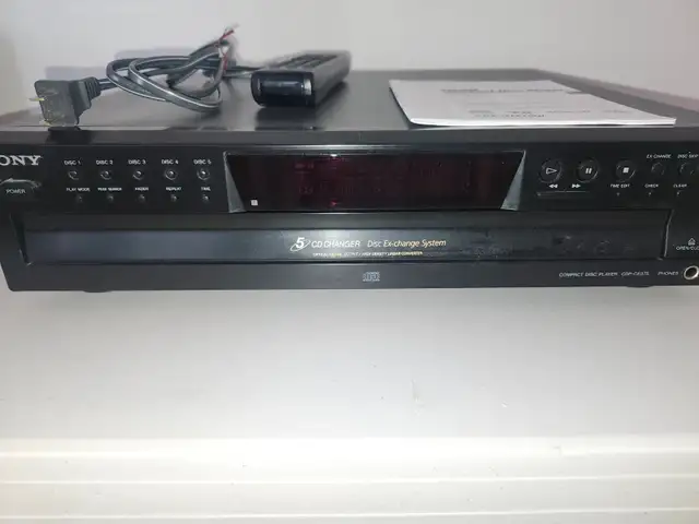 SONY CDP 375 - PLAYER - Pre-owned - Photo 2