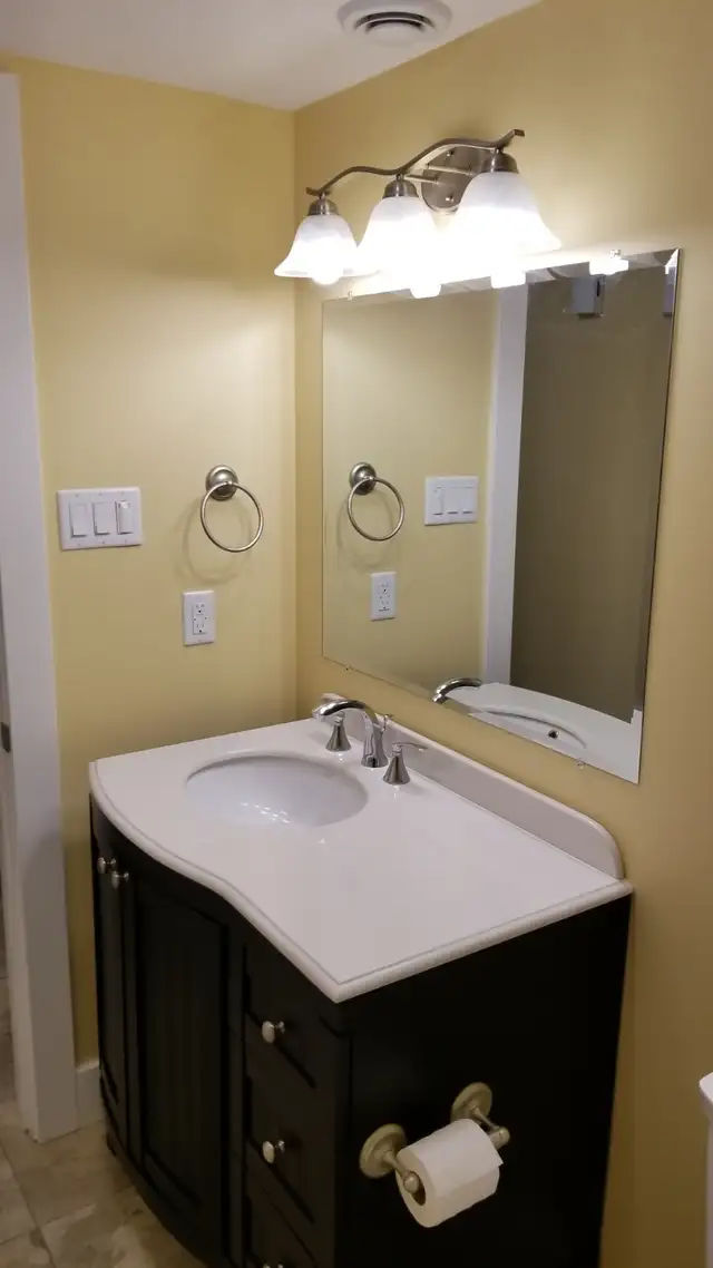 Modern 2  Bedroom Apartment Available July 1st $2150.00 - Photo 4