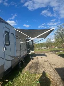 2013 JAYCO WHITEHAWK ULTRA LIGHT 27 FOOT DSRB HOLIDAY TRAILER