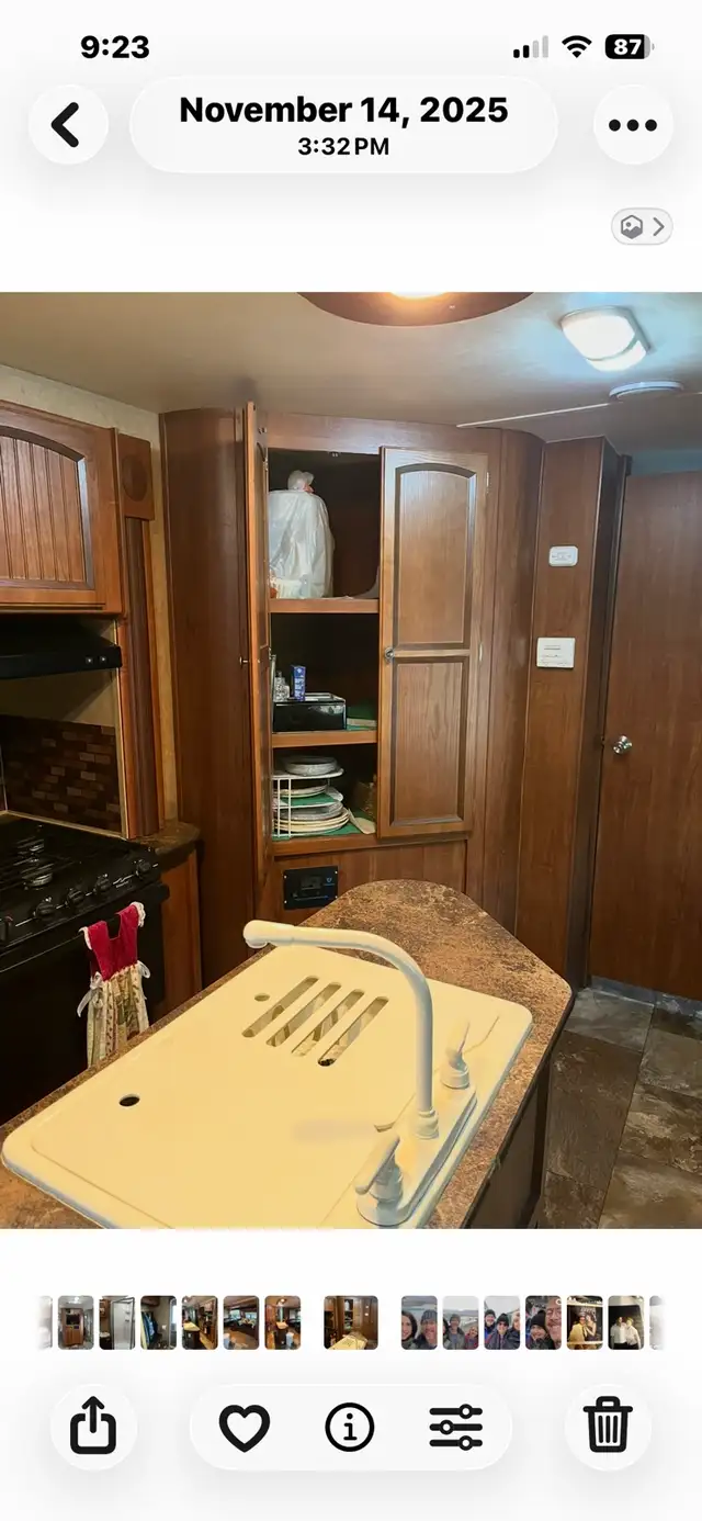 2013 JAYCO WHITEHAWK ULTRA LIGHT 27 FOOT DSRB HOLIDAY TRAILER - Photo 2