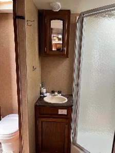 2013 JAYCO WHITEHAWK ULTRA LIGHT 27 FOOT DSRB HOLIDAY TRAILER - Photo 6