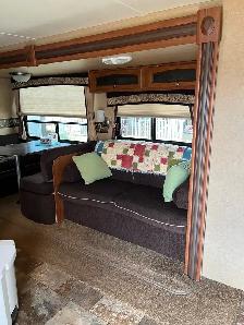 2013 JAYCO WHITEHAWK ULTRA LIGHT 27 FOOT DSRB HOLIDAY TRAILER - Photo 9